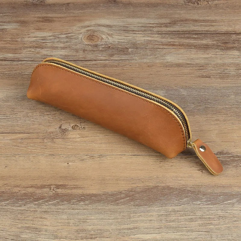 Vintage Leather Zipper Pencil Case – Timeless Simplicity for Everyday Essentials